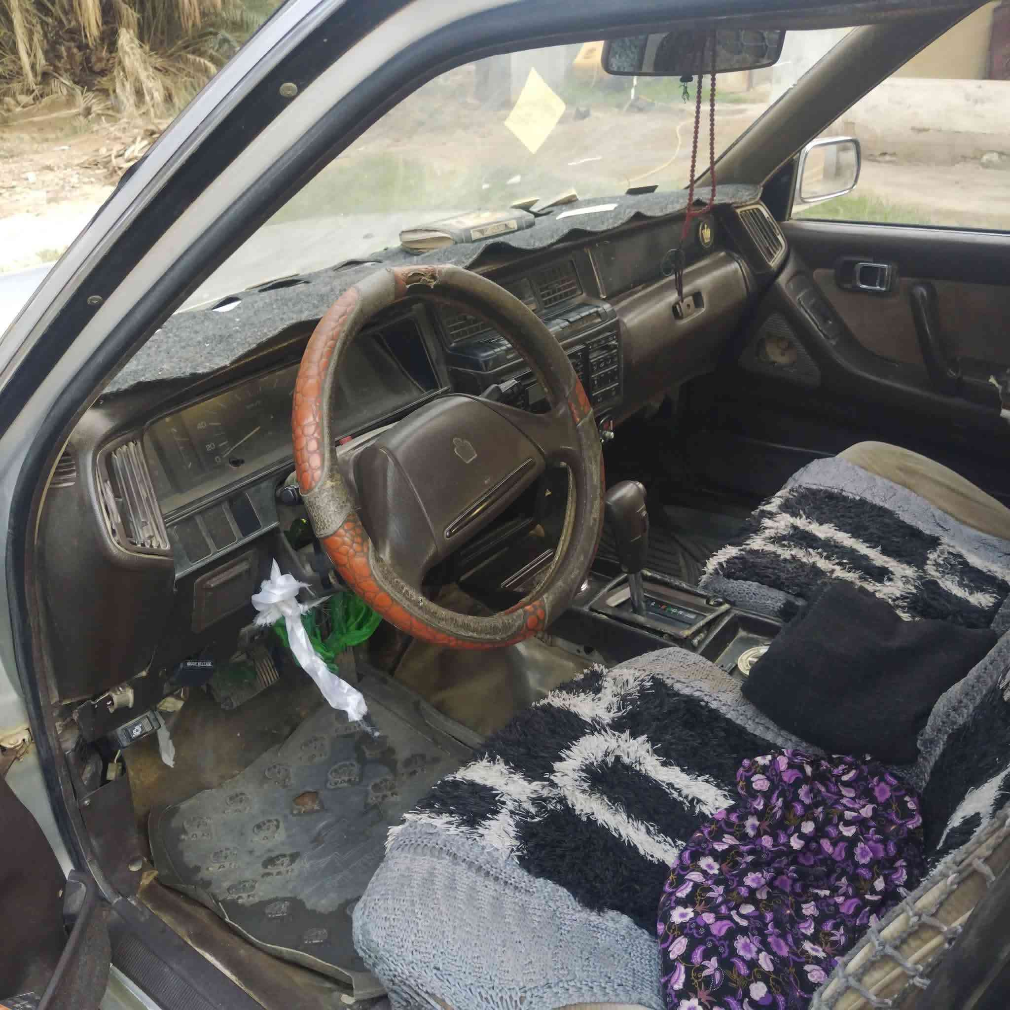 سيدان للبيع 92
السعر خاص 
***********
