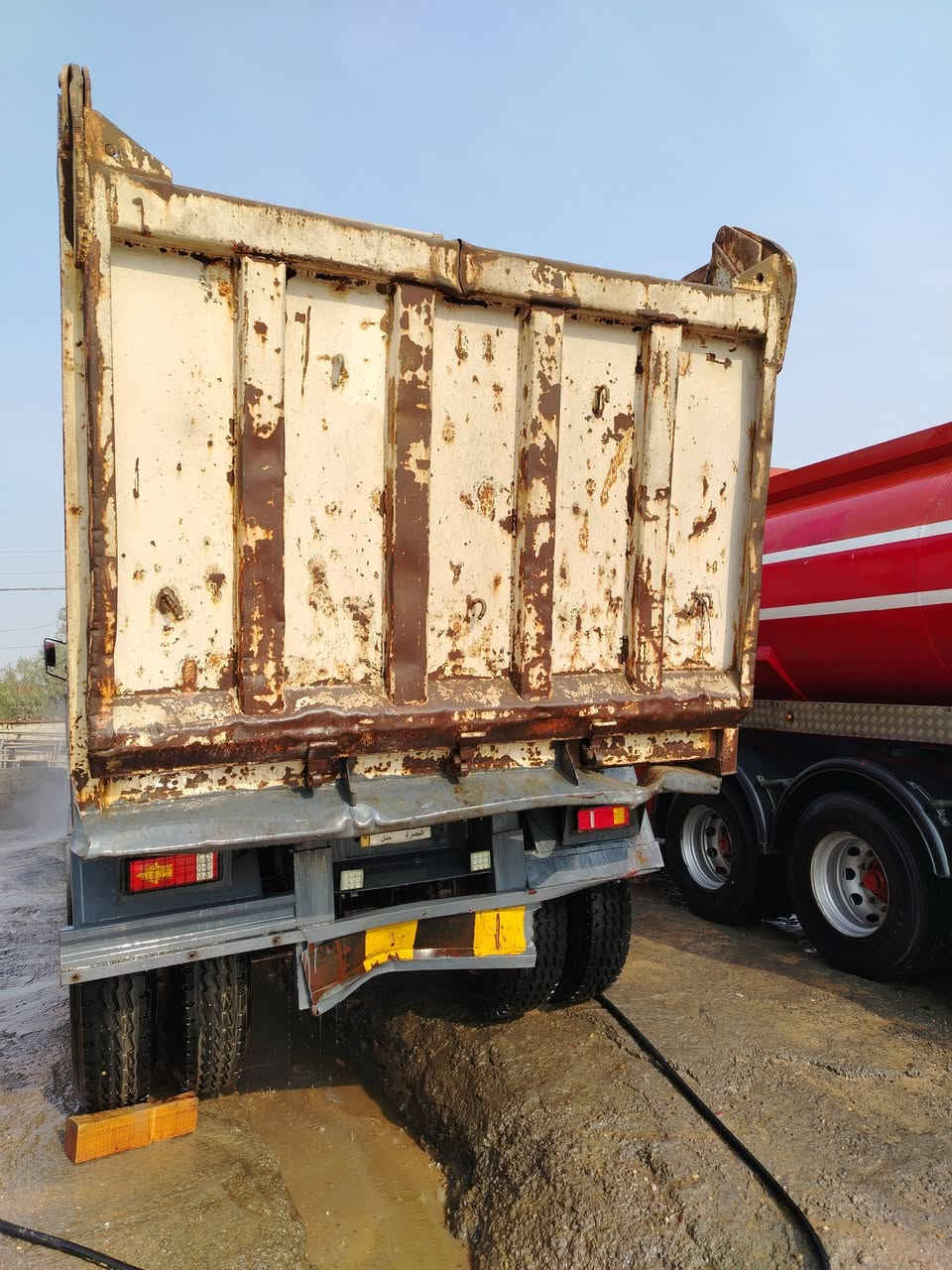 للبيع عربانه المانيه بلاديه براد 16 تخم تاير جديد شاصي مكفول مكانه نجف السعر /130 / ***********
