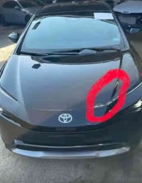 موجوده سياره بغداد حي جامعه ‭٠٧٩٠٤٤٦٠٥٨٩‬ تويوتا بريوس ٢٠٢٤ صنف xle فل...