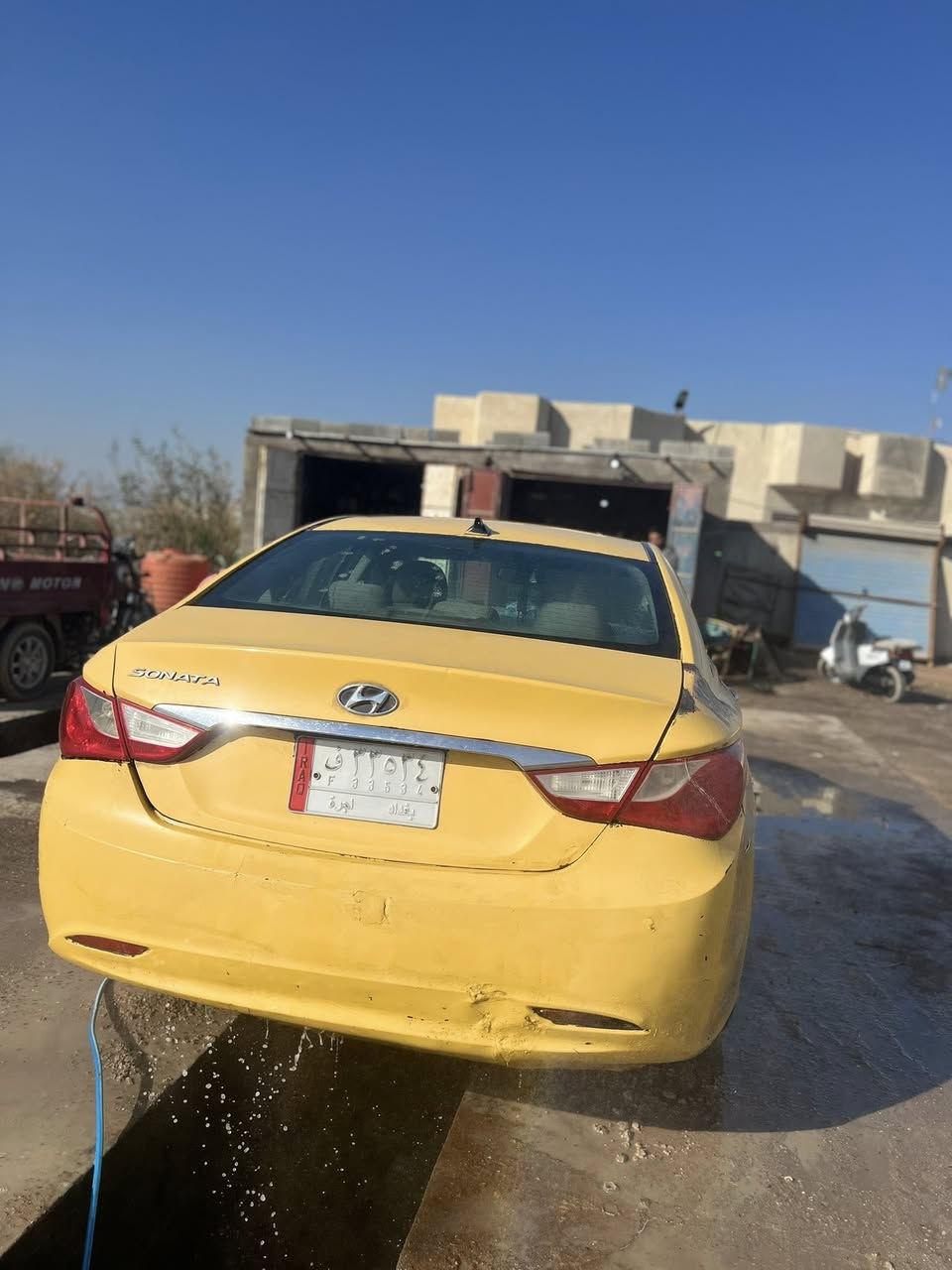 سلام عليكم سياره سوناته 2013وارد امريكي
حدادية  السياره الاماميه تعبانه رايدلها درايم شفت 
سياره سعرها 95وبيها مجال قليل المكان البصره الهارثه  
سيد سامي رقم ***********
سياره مكفوله من سرقه وضربه  والغرامات مصفره
