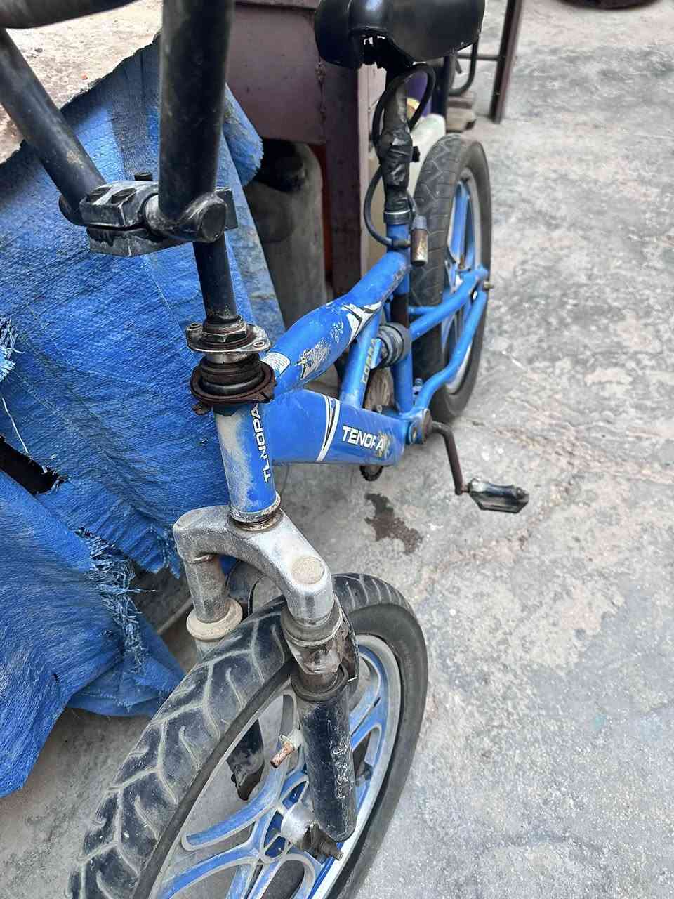 بايسكل للبيع مستعمل سعره مناسب للاستفسار خاص


**إذا كنت صاحب هذا الإعلان وتريد حذفه لأي سبب، رجاءا أرسل رسالة إلى الدعم الفني**