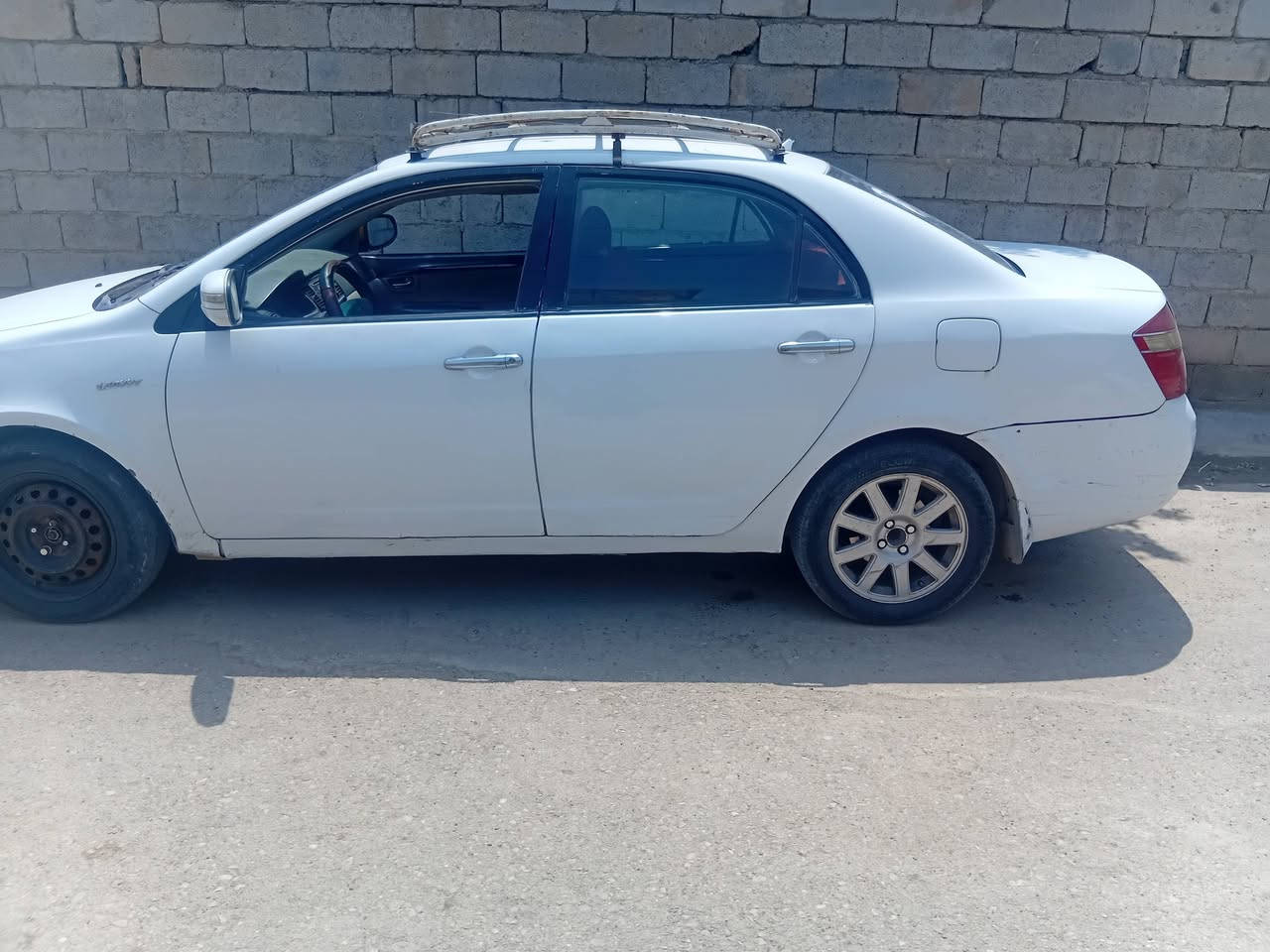 السلام عليكم جيلي موبل تفصيخ عنوان ديالى الرقم ***********
