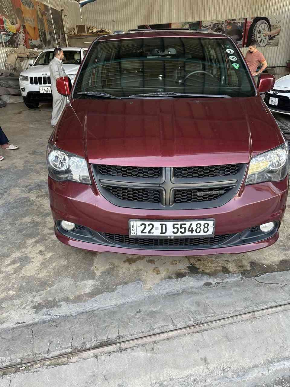 السلام عليكم 
دوج كرفان 2018 GT أعلى فئة للبيع
الحادث: جاملغ +بنيد
مكان السيارة كربلاء
 سعر 185 وبيه مجال                                                   للاستفسار رقم الهاتف ***********
