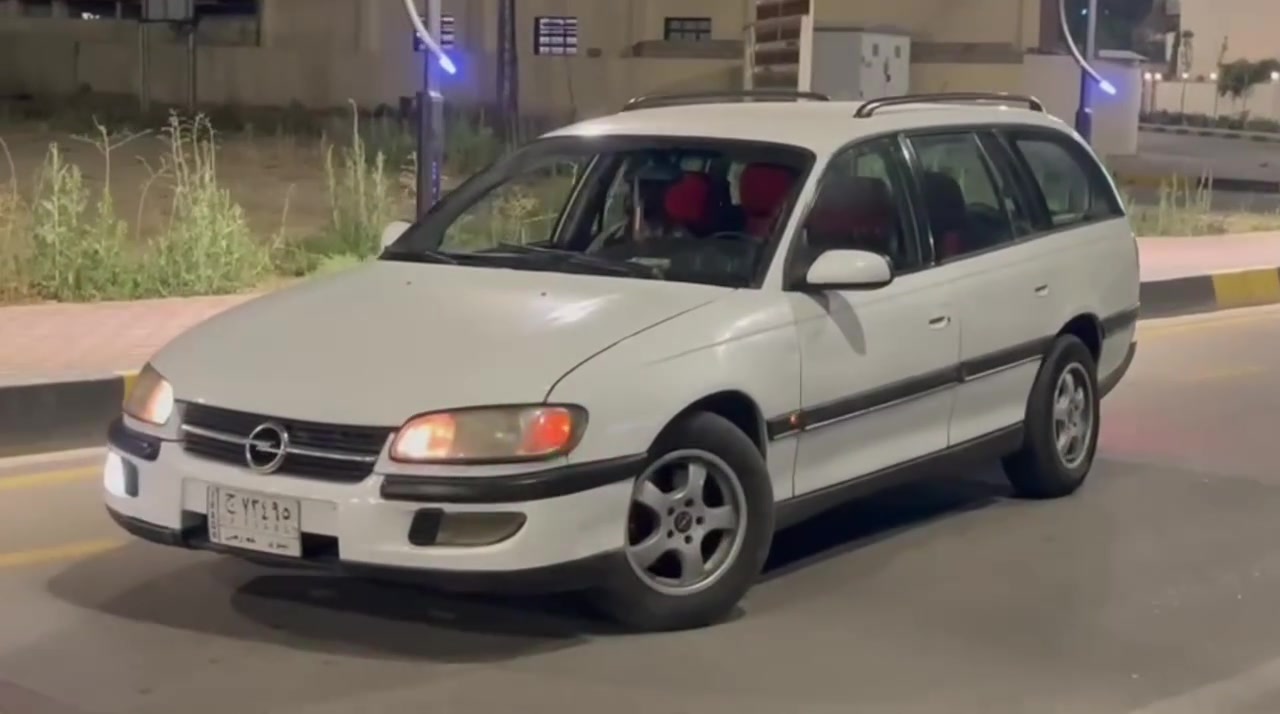 OPEL OMEGA20i

- للبيع -
وضع شركة اوبل اوميكا بزون ستيشن موديل1997 اصل وفصل اللون ابيض مكينة 20 بشرط كير عادي بشرط  جام كهرب مسجل سماعات ديجي دشبول ابو الساعه 4 رونات باور ستيرن دركة نفخ  السيارة  بجم كرستال بك لايتات كرستال  داخل لوك لون احمر مدوشمها جديد خارج لوك شرط الشواصي  والخياس شي قليل بل داير الخلفي سياره بدون صبغ الصبغ وضع الشركه سيارة جديدة بمعنى الكلمة كهربائيّات كلة بشرط ترايك 200  بلاد كلشي بيها شغال عنوان السيارة في الموصل حي النصر الفيصله رقم نينوئ الماني سنوية السياره2027 السياره مصفرة بالكامل السيارة مال بيت مال جناي السعر  46ورقة وبيها مجال وبالعافية ؏ الياخذها وعذرا على الأطالة للاستفسار 
***********.                                                               

متواجد خاص 

- OPEL OMEGA20i -
