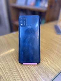 انفنكس هوت 11 بلي ذاكرة 64 مستبدل شاشة جيدة  كلو شغال . بغداد الكمالية...