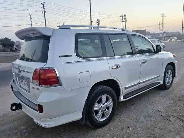 لاندكروزر فكسار 2014 بصره تحويل بسمي مكينه  8 سلندر السعر ٤١٠ بيها مجال السياره فول مواصفات مواصفات لكزز مكفول وجاهزه من كلشي تبريد ثلج حداديه تخم تاير العنوان البصره المدينه الفتحيه *********** *********** بيع او مراوس فلاونزه  او تاهو القرنة
