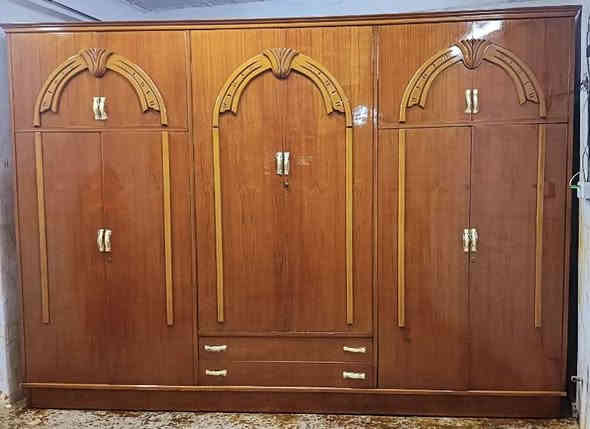 غرفه نوم ام السته طابقين داخل وخارج صاج ضهر جرجوبه خمسه ملم دنك زان عنوانه كوت حي الجهاد شارع النجارين نجارة ومعرض الحجامي الاتصال او مراسلة الصفحه سعره مع الشد والنقل علينه داخل الكوت ***********
