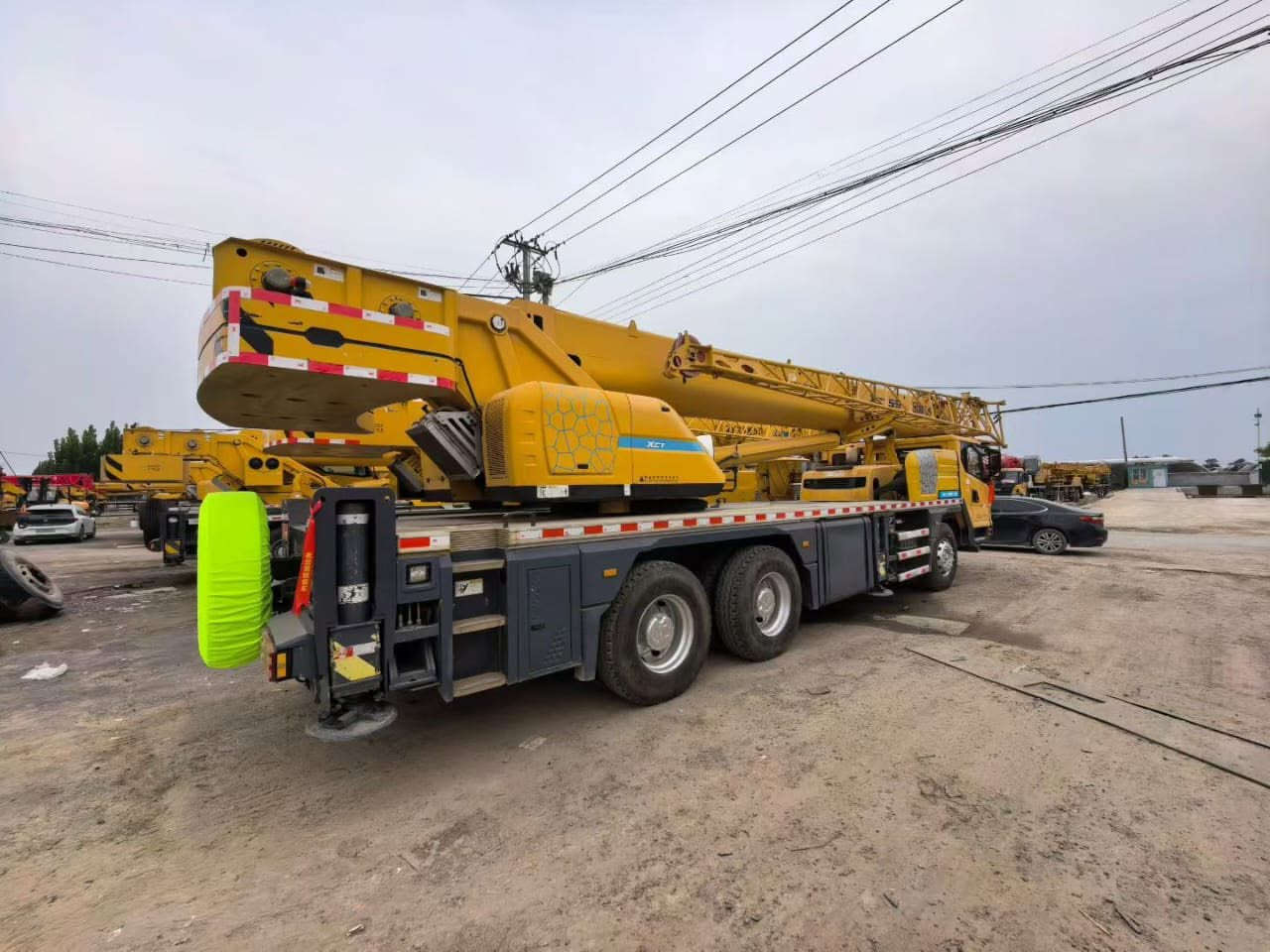Just arrived: an XCMG XCT25L5 (October 2017 model). It features original bodywork and paint throughout, along with a 42-meter main boom. Contact me if interested.


**إذا كنت صاحب هذا الإعلان وتريد حذفه لأي سبب، رجاءا أرسل رسالة إلى الدعم الفني**