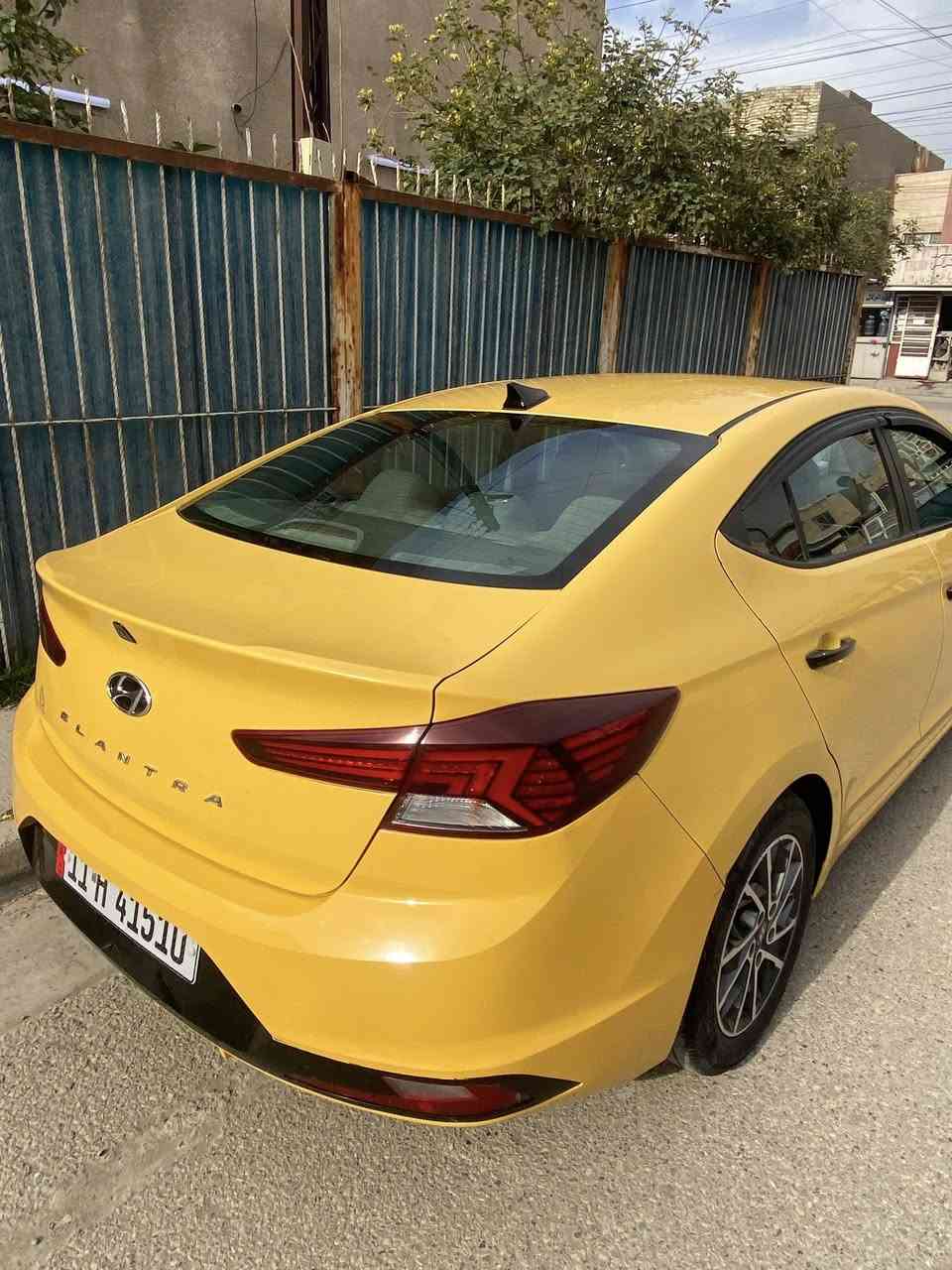 السلام عليكم الانتراه ٢٠٢٠  بغداد ب اسمي
كير محور AT
المواصفات 
فتحه 
بصمه 
تحكم ستيرن 
رادر امامي 
رادر جوانب 
كامره دواره 
مدخل AUX/USB
قياده ذاتيه
مانع انزلاق 
العنوان بغداد ألشعب 
***********
