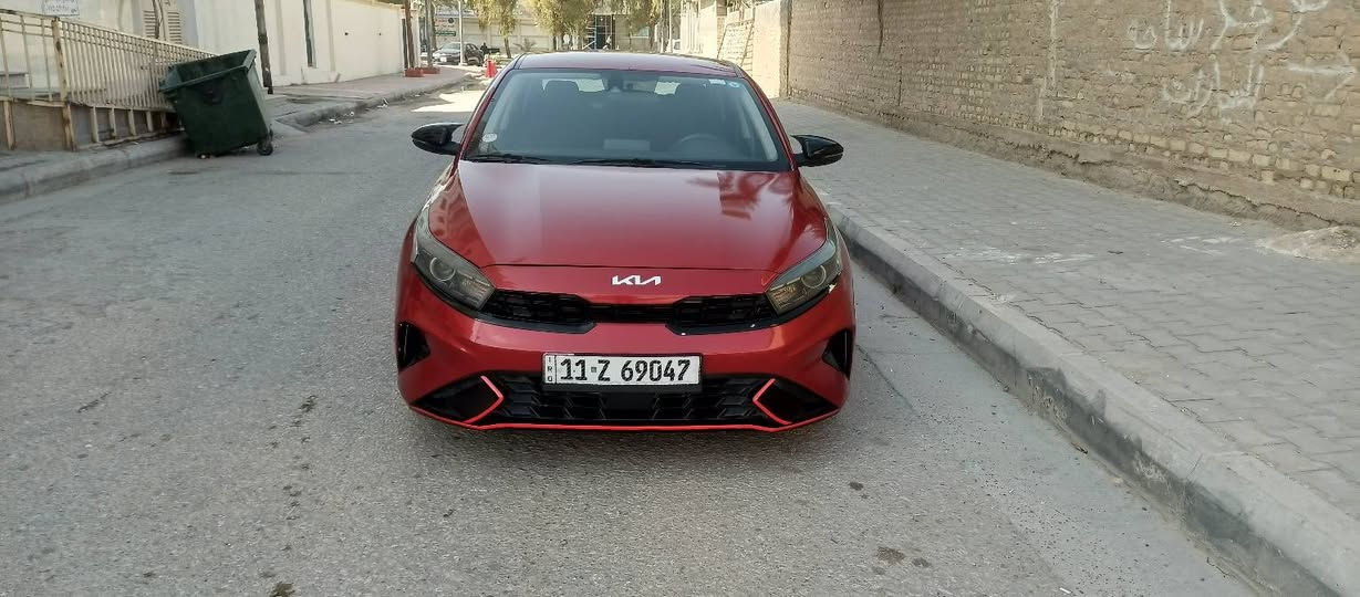 سلام عليكم الاستفسار *********** السعر130 للبيع كيه فورتي موديل 2023 وارد امريكي حادثه جملغ وبنيد صبغ فقط  صور الحادث بلمنشور كير ومحرك وحداديه مكفولات سياره جديده ماشيه40  محرك2000 دوش مامفتوح جديد السياره مكفوله من بارد وشخوط السعر 130
موصفات شاشه كامره تحكم جهتين أشار بلمرايه رادارات بعد بعد بيه موصفات رقم بغداد مشروع وطني سنويه لعد 2030
