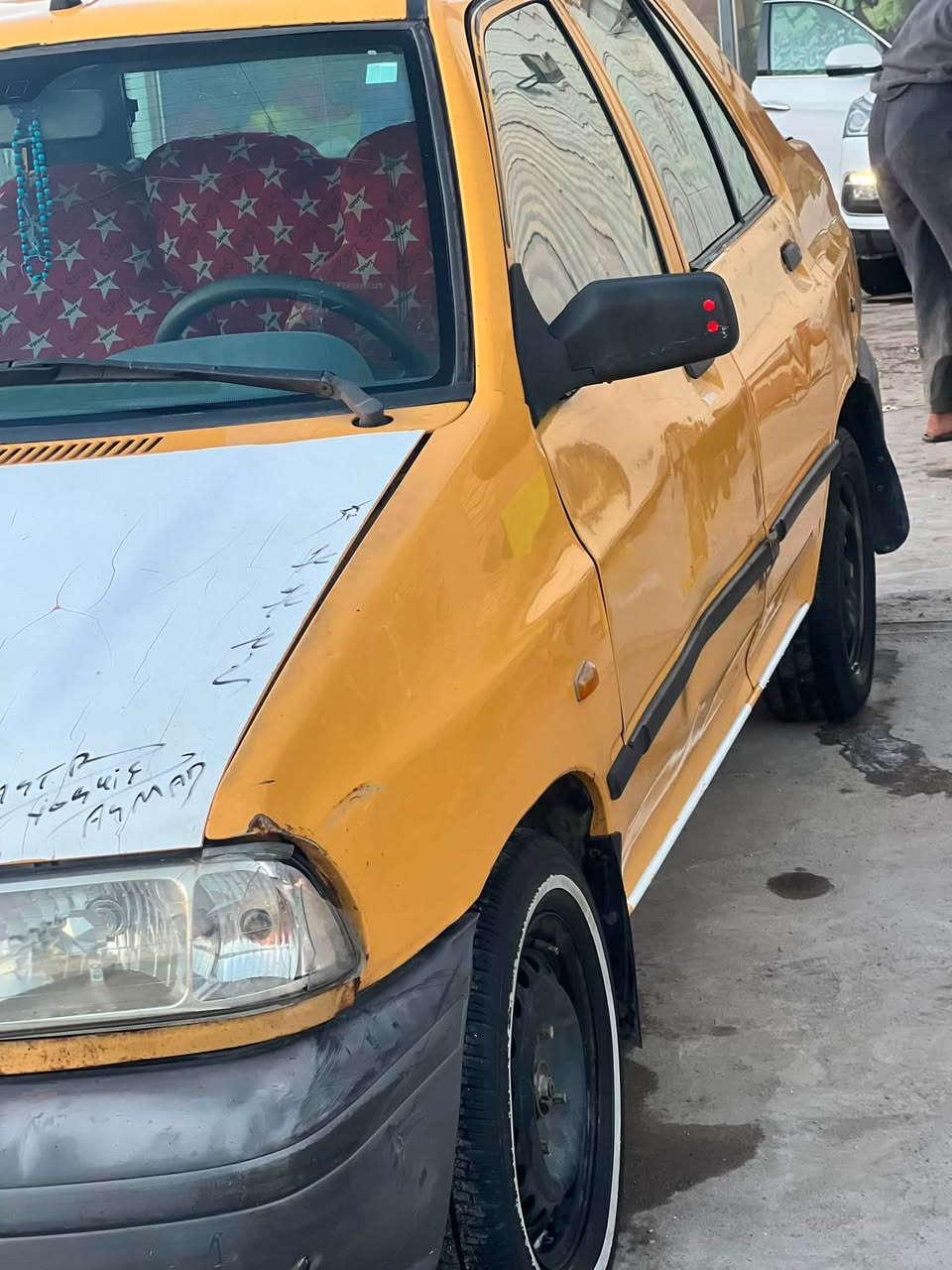 ‼️ 👇

---

*للبيع سيارة سايبا 2015 🚕*

*المواصفات:*
- *اللون*: اصفر
- *الموديل*: 2015
- *الرقم*: انكليزي
- *الحالة*: مجفتة جديدة، صدر امامي جديد، جامة امامية جديدة، شاصي جديد، كازكيت جديد
- *الملاحظات*: مبدل باب سايق + ضربات بسيطة

السيارة جاهزة شغل، ما تحتاج صرف.
السيارة نضيفة ومكفولة من ناحية المحرك والميكانيك.

*السعر*: 30ورقة وبيها مجال للشراي
*المكان*: بغداد
 * الرقم : ***********
