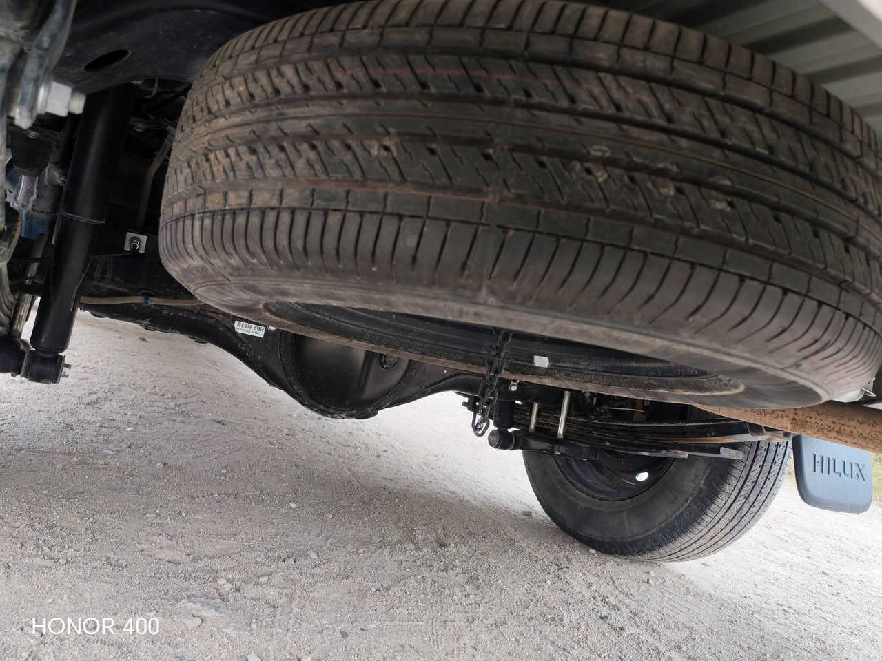 تيوتا هيلوكس للبيع كفاله عامه ماشية ٦٠ ألف  مكان البصره الزبير سعر٢٤٦ هاتف ***********
