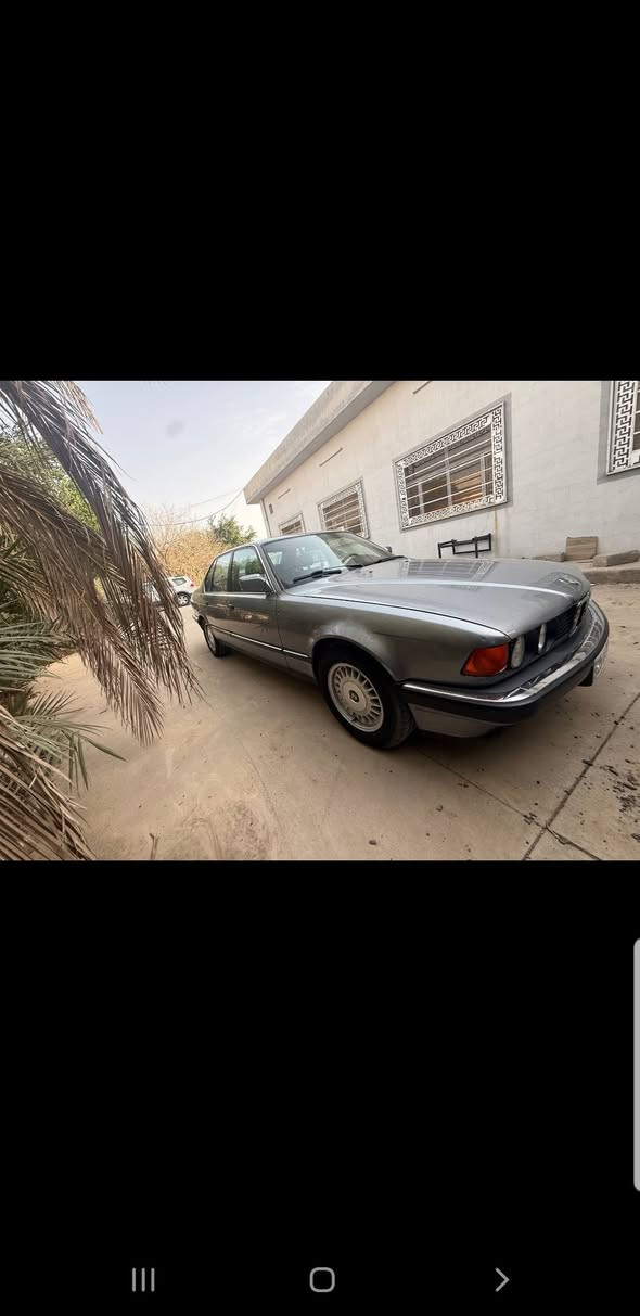 للبيع 
BMW 735i موديل 1991سيارة نظيفةي 😮‍💨
محرك 30 كبس دبل فانوس، عزم وسياقة تخبل 👌
✅ صبغ بلادي بالكامل
✅ لا ضربة ولا معجون
✅ دبل جام
✅ دبل جكمجة
✅ دبل ايرباك
✅ 4 جومات كهرباء
✅ سقف سلايد
✅ كشنات جلد
✅ تبريد ثلج
📌 المبدلات الجديدة:
دينمو جديد
كلج جديد
مروحة جديدة
عمبار بريك جديد
كير + فلتر + دهن كله جديد
كوبلن مبدل +صلايب جديد 
شيال مبدل
أكسل مبدل
درايم شفتات الخلفي كله مبدل
📌 الصدر الأمامي مسوي قبل 3 أيام
📌 الدبلات الخلفية جديدة طاكيات فوك دبل 
📌 السيارة بأسمي ورقم ألماني جديد

سياقتها تخبل وثباتها يونس بالطريق 😎
السعر 65 وبيه مجال
والشراي يدلل 🌹


**إذا كنت صاحب هذا الإعلان وتريد حذفه لأي سبب، رجاءا أرسل رسالة إلى الدعم الفني**