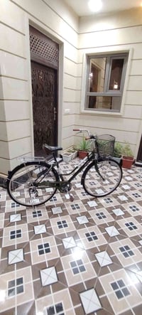 بايسكل للبيع حجم 27 جديد ياباني اصلي   كير 7 نمر وحساس  السعر 85 وبي م...