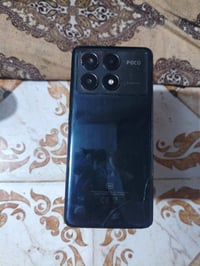 بوكو X6 برو • ٥١٢ • اسود