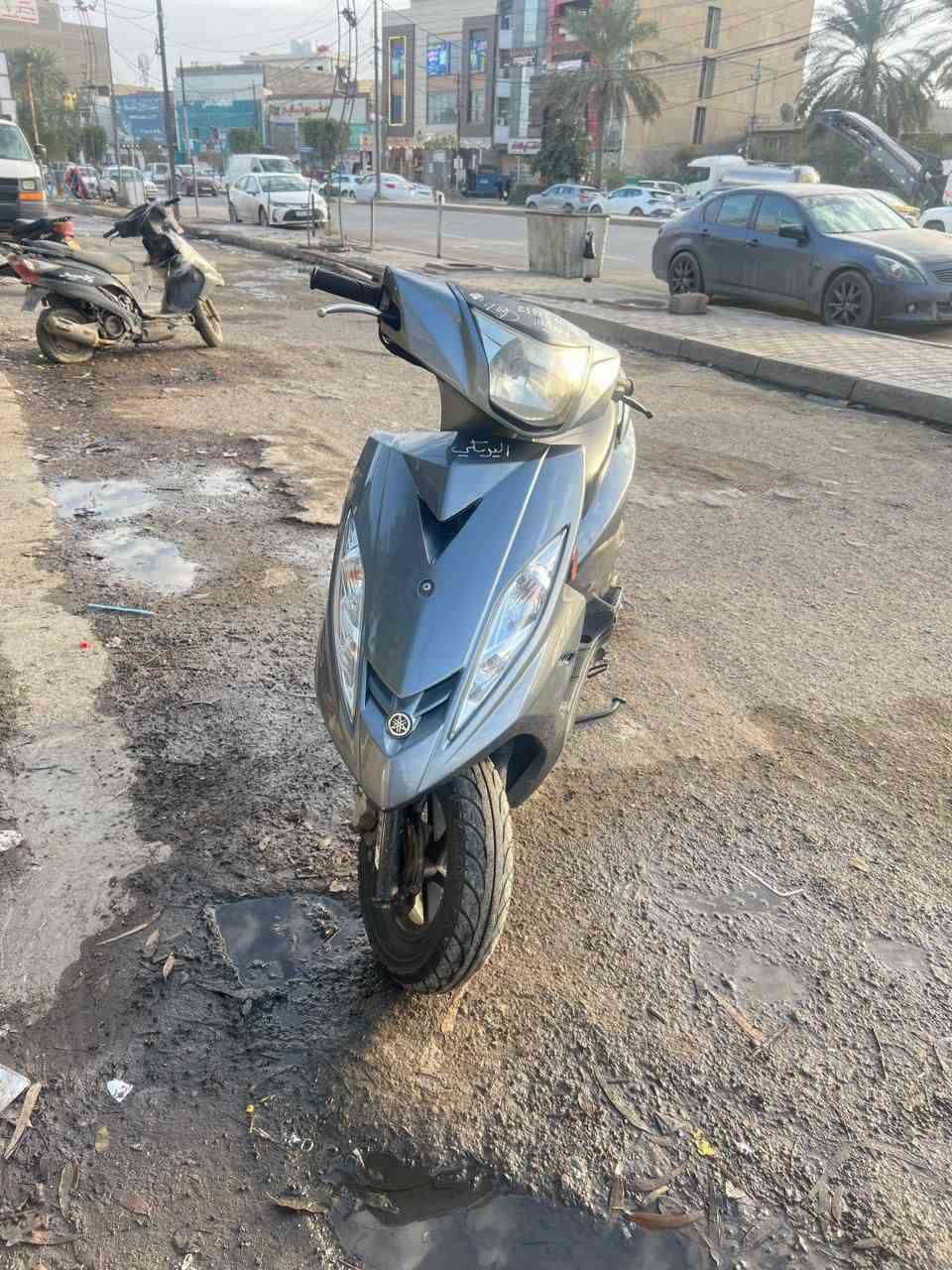 السلام عليكم جيتي ار للبيع الدراجه رمبه نزلتها بشهر الثاني يوم8 المكينه بيها ضمان سنة من الفتح كفراتها نظيفه وشلعه ومعدل الدراجه تخبل التواصل واتساب فقط ***********
