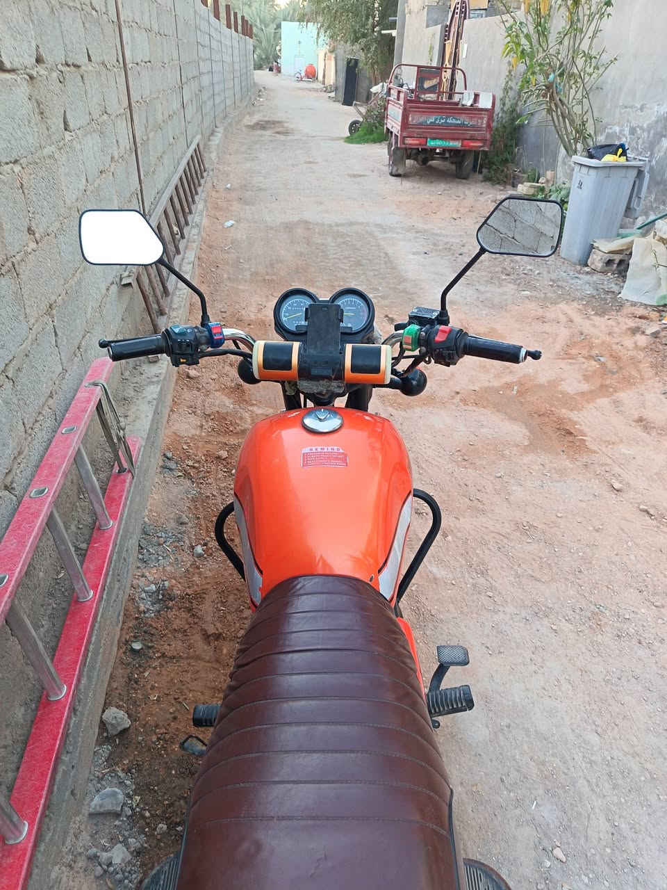 متاح دايون لون برتقالي رقم كربله نكليزي الدراجه خير من الله ما بيها اي نقص كلشي شغال رايدها مليون 650هاذه رقمي *********** مكان سياحي الدعوم
