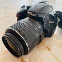 نيكون D3200 • جنطة • عدسة