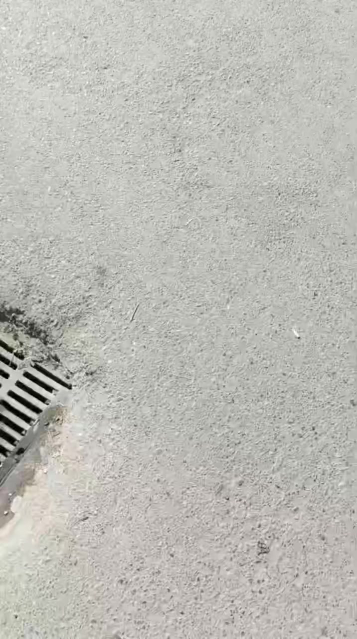 سلام عليكم
دار لل بيع 
مكانة بل بلديات تقاطع الكهرباء اب شارع الضغط 
تفاصيل البيت 

مساحته 130 

الواجهه 13 ونص 
ول نزال 10 

نوع العقار زراعي 

تفاصيل البيت 

بي محل بس يرادلة كبنك 
وبي حمام خارجي
وبي حمام داخلي  
بس ستقبال جبيرة 
بس صالة مطبخ حار بارد 
غرفة جبيرة 
بيتونة  هم جبيرة 

للستفسار عن السعر اتصل بل رقم 
‏‪***********‬‏
