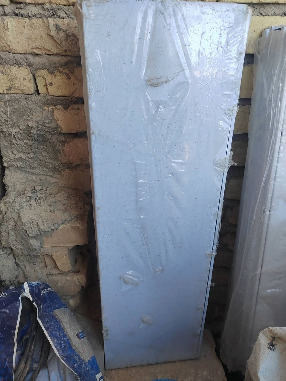 سلام عليكم ورحمة
غراض اللبيع ارفوف اكو بيهن بل جيس وبيهن مستخدمات
وسقيفه تركيه 4*3
رقم الهاتف ***********
*********** مصطفى عبدالقادر
