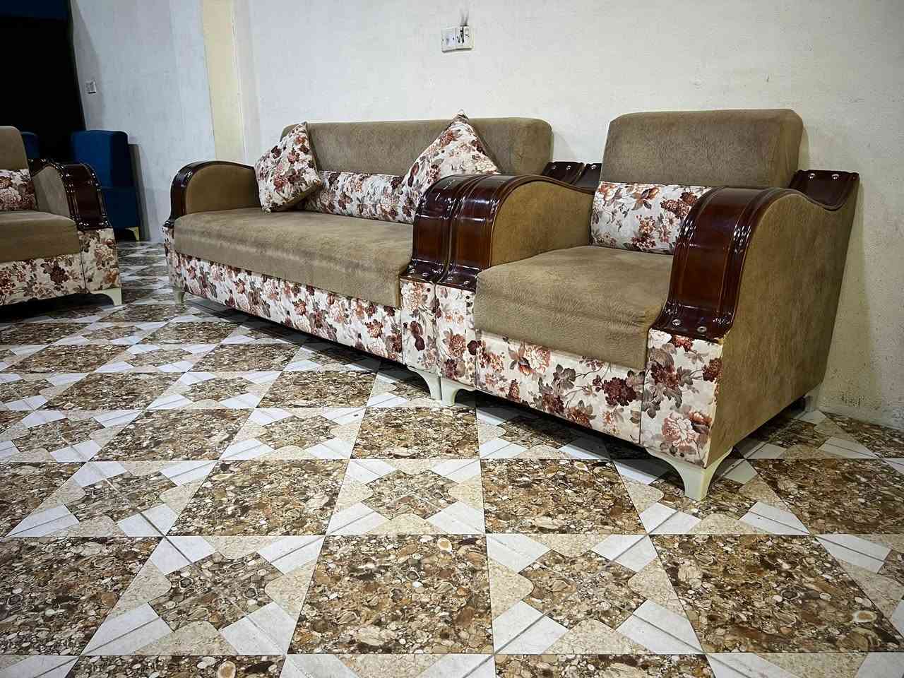 @

ئةم تاقم قةنةفةتوركيية 
بؤفرؤشتن بيعيبة 10نةفةريية
سةعريشي ١٨٠هةزار
ژم***********
شوين كةلار
