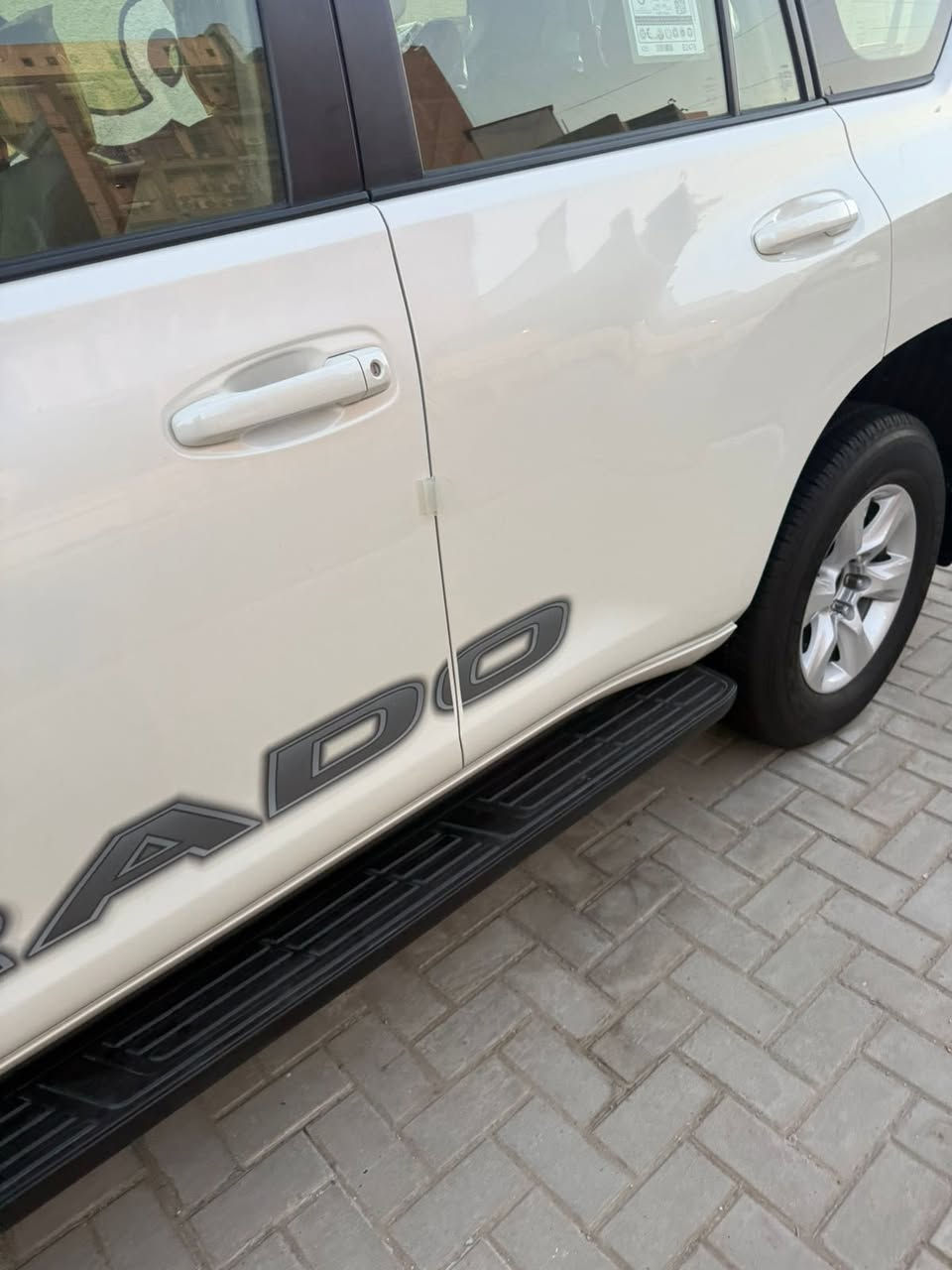 اللهم صل على محمد وال محمد
السلام عليكم
للبيع تويوتا برادو2013 كويتي اصلي شركة الساير T.X.I مكينة 6 سلندر مكفولة كفالة عامة من الصبغ والضربة والبارد والتبديل والفتح كفالة  من كل شي كير ومكينة السيارة جاهزة من كل النواحي بعدها بوضع الوكالة فوول مواصفات
تشغيل بصمة
سلايد روڤ
كشنات جلد
تحكم ستيرن
مري شفط
ثلاجة
دبل تانكي
هوك خلفي
سبير تعليك
كامرة+ حساس اصلي
رقم بغداد الدولي
سنوية بأسمي + هزة جديدة
تخم تاير جديد 
ماشيه 66الف
مكاني بغداد
***********
