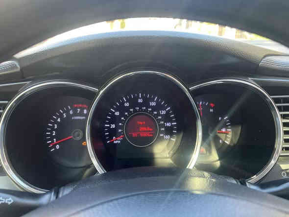 كيا .. اوبتما موديل 2013 .. 4 سلندر GDI فول مواصفات 
VIP
1.كشنات كهرباء 
2.تدفئه وتبريد بل كشنات 
3.تبريد قطعتين 
4.بانورما فتحتين 
5.مري شفط كهرباء 
6.كامره خلفيه
7.تشغيل بصمه 
8. بصمه ابواب السايق والي بصفه 
9. تدفئه ستيرن 
دهن جديد مبدل والفيت بم كذالك جديد الوكاله بدلته وتايرات زوج الامامي جديد سياره خير من الله ومرتبه مال طالبه كليه 
سياره مصبوغه صفحه فقط صبغ بدون اي ضرر او ضربه سياره وارد امريكي تعتبر كلين لان بس دعاميه جانت فالته من طبت للعراق رقم بغداد الجديد تحويل ثاني يوم

سعر 125 وبيها مجال 
تواصل خاص او واتساب 
***********
