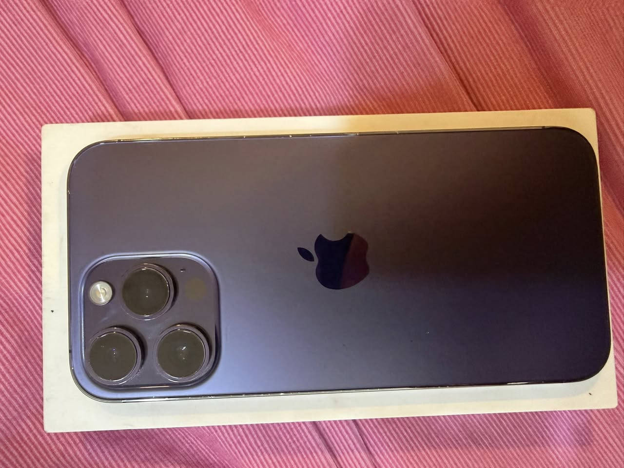 iPhone
14 pro max 
256 GB
مستخدم نضيف 
بطارية 82
مكفول من التصليح 
السعر 950.000 
للاستفسار ***********
