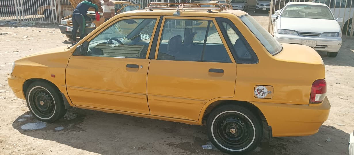 سايبه دمعه
رقم بغداد 
سنويه جديده 
سياره نضيفه جاهزه مال شغل 
سياره مكفول 
بيه صبغات مال خياس وترتيب
شواصي نضيفه 
دوشمه جديده 
غرفته كلش حلوه 
مكانه ديوانية 
سعره 24 وبي مجال 
***********
