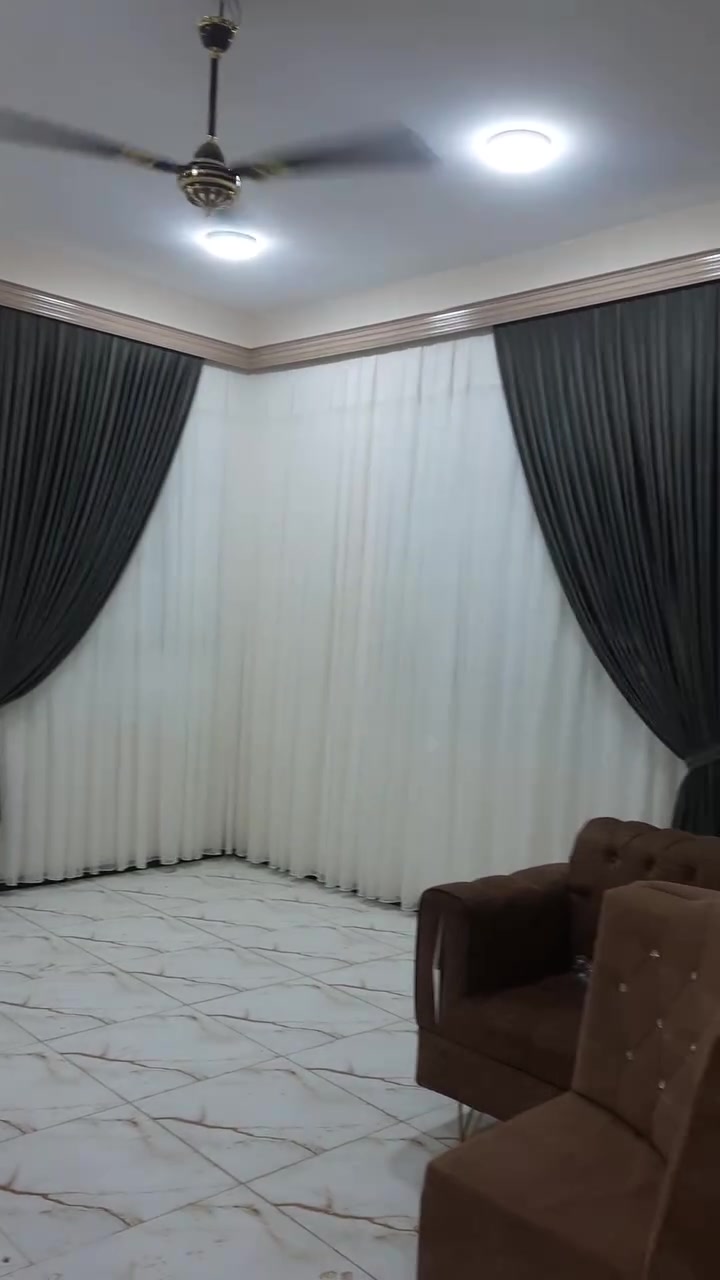 #العنوان_الديوانيه 
طريق الاسكان شارع 30
او شارع اسواق تاج الياسمين 🌹
للاستفسار ***********
