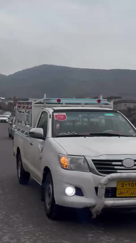 بيكاب مه  رزيه موديل(2008)5قولاب پارجه ره ش  له سه ر ساخه ى  بى ليدران
***********
***********
