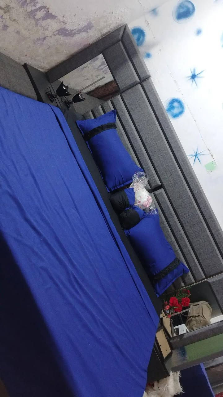 غرفة نوم عشر قطع البيع جديده بمعنئ الكلمه
لاستفسار لاتصال بلرقم ***********
