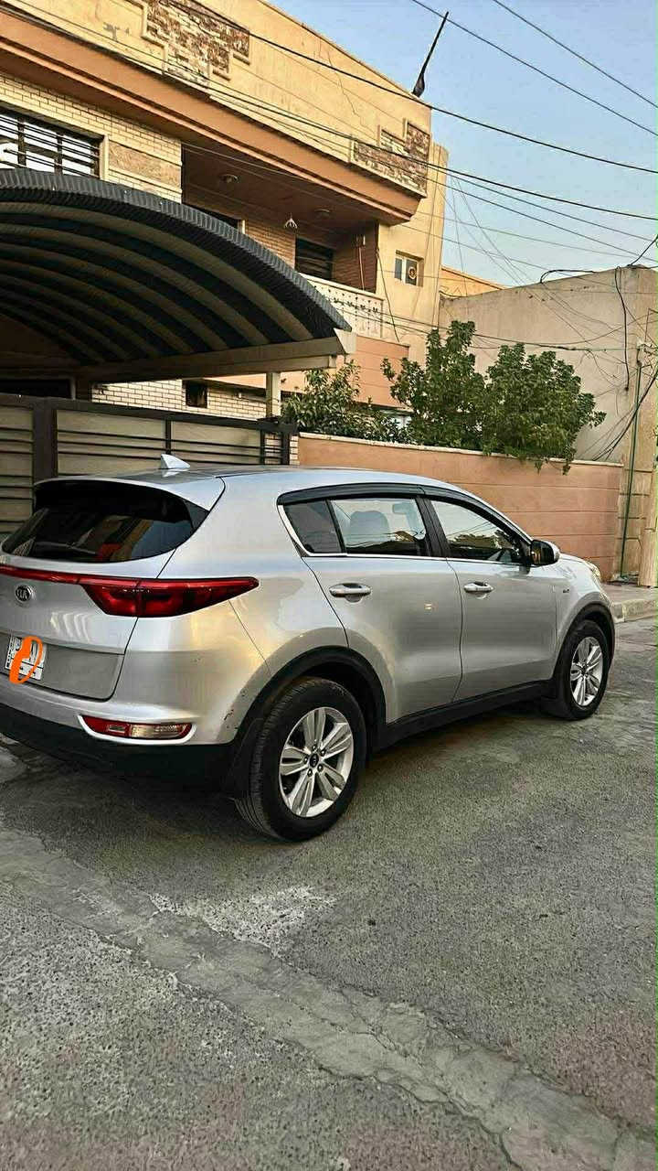 كيا سبورتج 2017 وارد امريكي حادثة بابتين مبدلات رقم بغداد ب١٦٥ ورقة  بيه مجال فور ويل نص  مواصفات  
 مكاني بغداد الزعفرانية
رقم الهاتف : *********** بغداد, العراق
