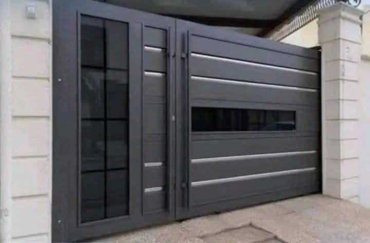 سلام عليكم حداد متجول ابواب شبابيك محجرات سقايف  حداده متنقل كافه الاعمال الحداديه اتصل واحنا نجيك لباب البيت للاستفسار هاتف ***********
