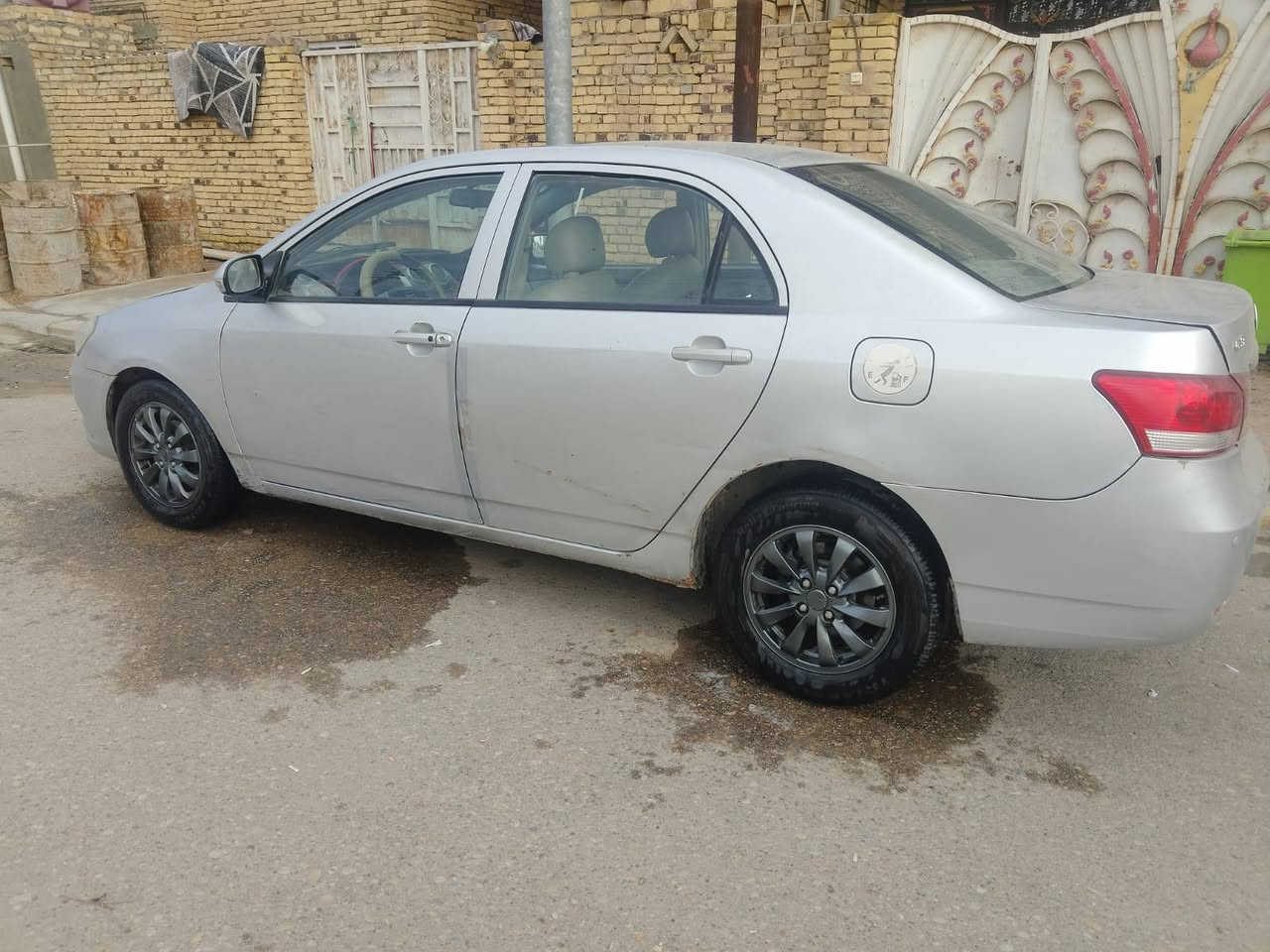 السلام عليكم
بي واي دي للبيع موديل 16 مكينه كهربائيات حدادية تخم تاير جديد سنوية جديدة لل30 الرقم بصرة انكليزي  شرط المداور سيارة جاهزة بس الكير كايم اليشتري على وضعة السعر 54 المكان العمارة حي الربيع للاتصال ***********
