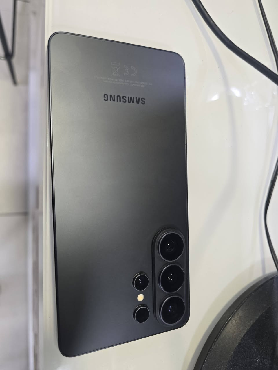 Samsung Galaxy S26 Ultra

✅ وارد الشرق الأوسط
✅ نظيف جداً – بدون شحطات أو ضربات وكالة استخدام كم يوم فقط 
✅ كفالة سارية حتى 04/04/2027
✅ لصقة شاشة اصلية
✅ الكرتونة الأصلية موجودة
✅ شاحن 35 واط جديد بالكرتونه غير مستخدم
+ سلك شحن
✅ كفر حماية

💰 السعر 690
وفيه مجال بسيط للجادين

📞 للاتصال: 0796824523
💬 واتساب: https://wa.me/962796824523


**إذا كنت صاحب هذا الإعلان وتريد حذفه لأي سبب، رجاءا أرسل رسالة إلى الدعم الفني**