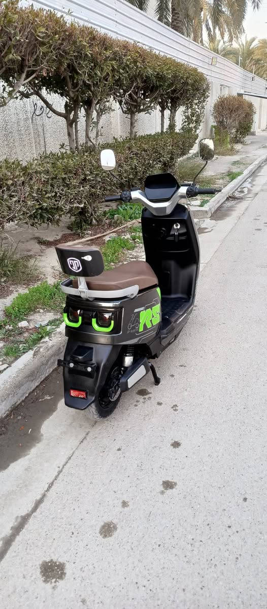 السلام عليكم دراجه شحن جديده مستخدمه قليل للبيع مديل 2026/ 6بطاريات إكبار ملفه 1500 سرعته 90 لايت زنون عالي او ناصي بلادي بيه نضام ابارك 3سرعات بيه بك ترجع إلى الخلف دراجه أحله من الصور مكاني بغداد ساحت القاء السعر 675او بيه مجال للعلم اني ماخذه 900 بس الضروف إستفسار *********** //واتساب
