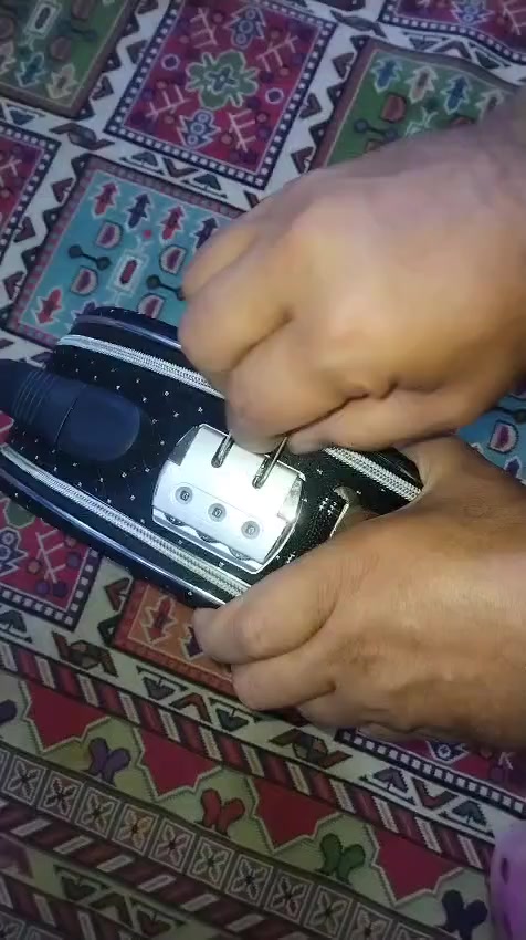 حقيبة ماركه براند قفل سري ارقام تستعمل لكل شي مستمسكات أمور خاصه أمينه سعر ١٥ مراسله خاص غير متواجد بل تعليقات


**إذا كنت صاحب هذا الإعلان وتريد حذفه لأي سبب، رجاءا أرسل رسالة إلى الدعم الفني**