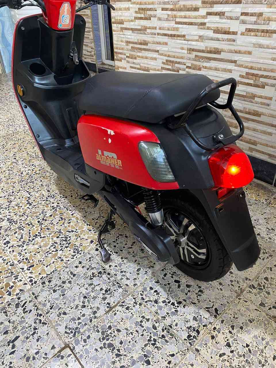 السلام عليكم دراجه بوليس مسطره شحن ست بطاريات موديل 26 جديده فول مواصفات العنوان ديالى بعقوبه ***********
