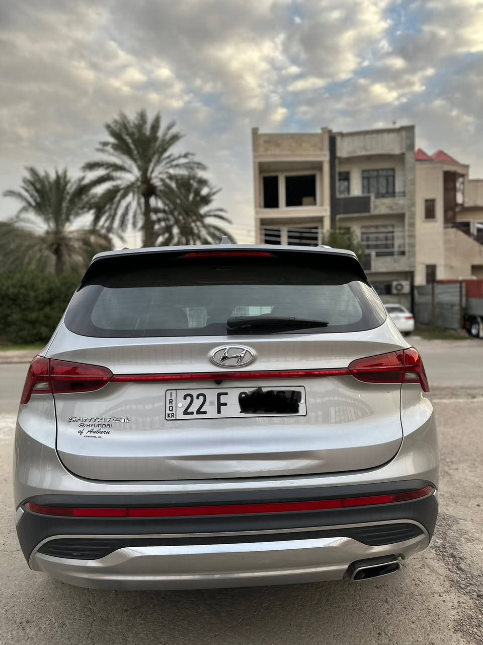 هونداي سنتافي موديل 2022  كفالة عامة ماشية 29 الف كيلو
مكينه 2500 تنفس طبيعي رقم اربيل تحويل مباشر 

المواصفات 🔰

 كاميرا 360 + تشغيل عن بعد  +  + 5 راكب +رادار امامي +قيادة ذاتية 
تبريد 2 قطع + مقعد سائق كهرباء
تحكم ستيرن فول +  + صندوق كهرباء + بردات خلفية + تدفئة المقاعد الامامي

مكان السياره / بغداد 

📞 للاستفسار - ‏***********
