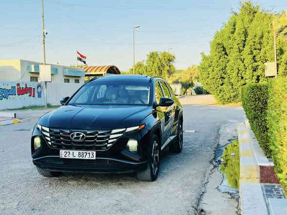 سلام عليكم 

توسان2023
رقم ربيل الجديد 
السياره جديده وحلوه فول 
الحادث فقط بنيد بدون دواخل 
كما واضح في الصور  
صور السونار داخل المنشور  
السيارة فول واحد ع واحد 

فتحت سقف 
قيادة في الريموت 
جلد تفئه
-تبريد بيانو
-شاشة كار بلي
-رادارات امامية وخلفية
-سياقة ذاتية
تشغيل عن بعد 
-تحديد مسار
-أربعة وضعيات قيادية :(قيادة ذكية،قيادة اقتصادية،قيادة رياضية,ثلجي)
-هندبريك كهرباء
-مانع انحدار 
-مثبت سرعة
-محرك 2500
-فور ويل 4X4
عداد المسافة 64  حقيقي                                       
السعر 177 وبيها مجال 
الاستفسار ***********
العنوان بغداد
