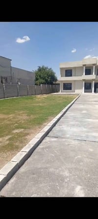 يا الله  السلام عليكم  1500متر مع دار مساحه كبيره ثمانيه غرف نوم طابقي...
