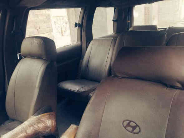 سلام عليكم شوفر الومينه موديل 95 كهربائيّة كله شغل كير مكينه مكفول تخم تاير صدر خلفي امامي جديد تبريد منقص غاز سنويه تاريخ نفاذ 2024 رقم ذي قار بيع او مروس اتكفل سرقه و عشاير يعني بدون راعي مكاني بغداد سعر 20 بيه مجال بسيط رقم الهاتف ***********
