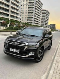 لاندكروز • ٢٠١٠ • فول فول