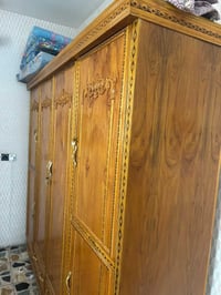 غراض بيت للبيع  دوشك غير مستخدم بالجيس بعده سعره ١٢٠ وبي مجال بسيط  وا...