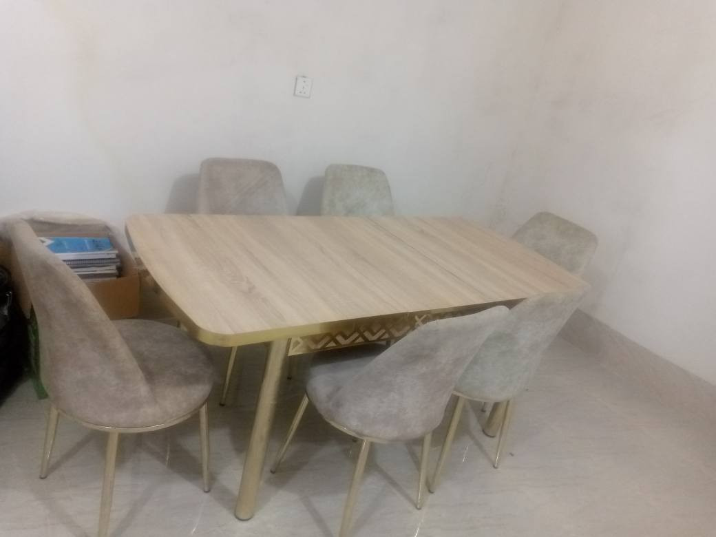 ئه م ميزي نان خواردنه بؤ فرؤشتن شوين بنضلاوه /ز-م____*********** أربيل, العراق
