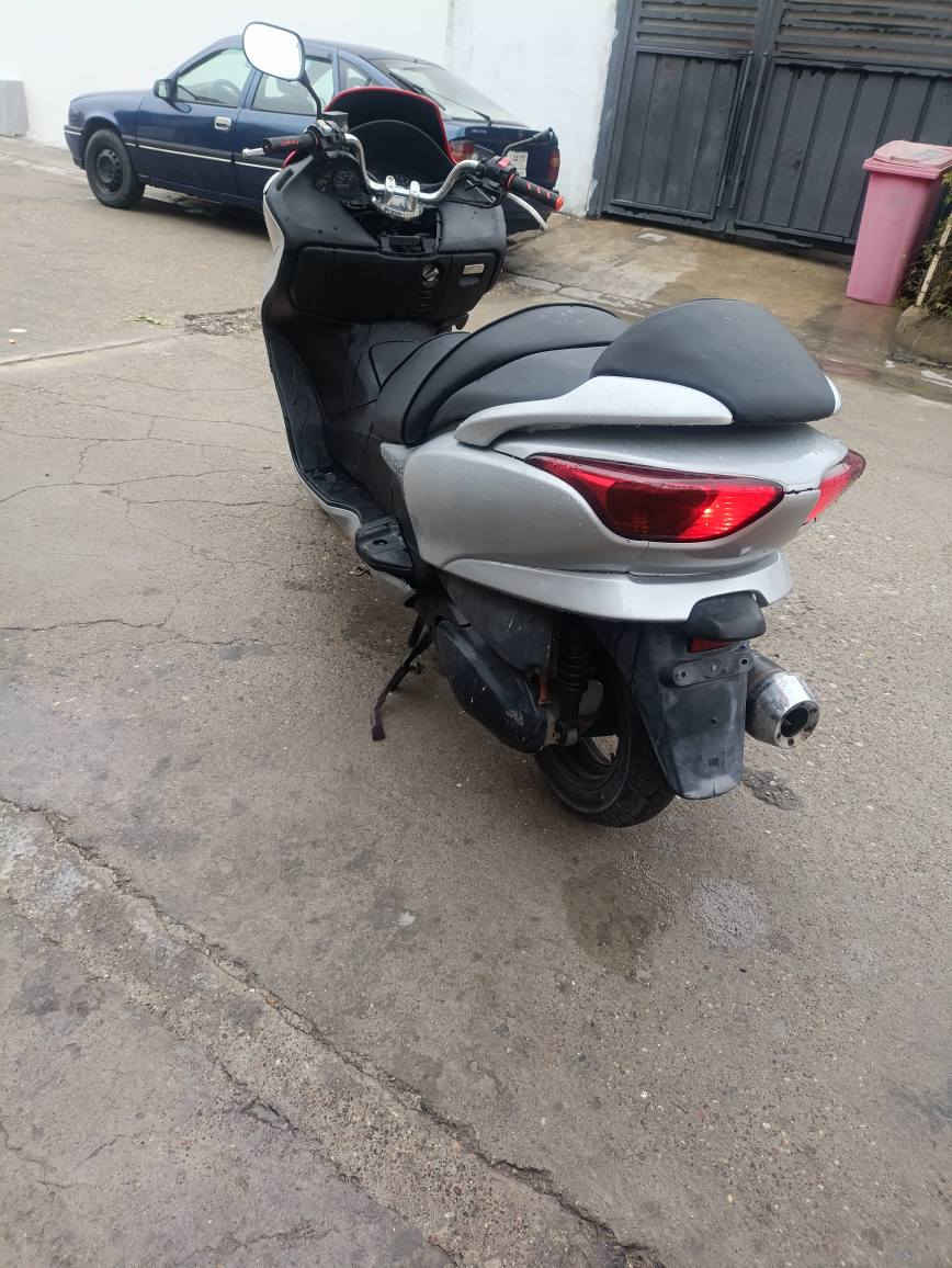 ماتور فورزا للبيع حلو كولش فقط صوبغ جمال  شرط الفحص ابيع كير مكينة كهرباء  شراي خابرني ***********
