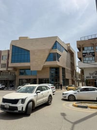 ٤ طوابق • ٢٤٠م • محولة خاصة