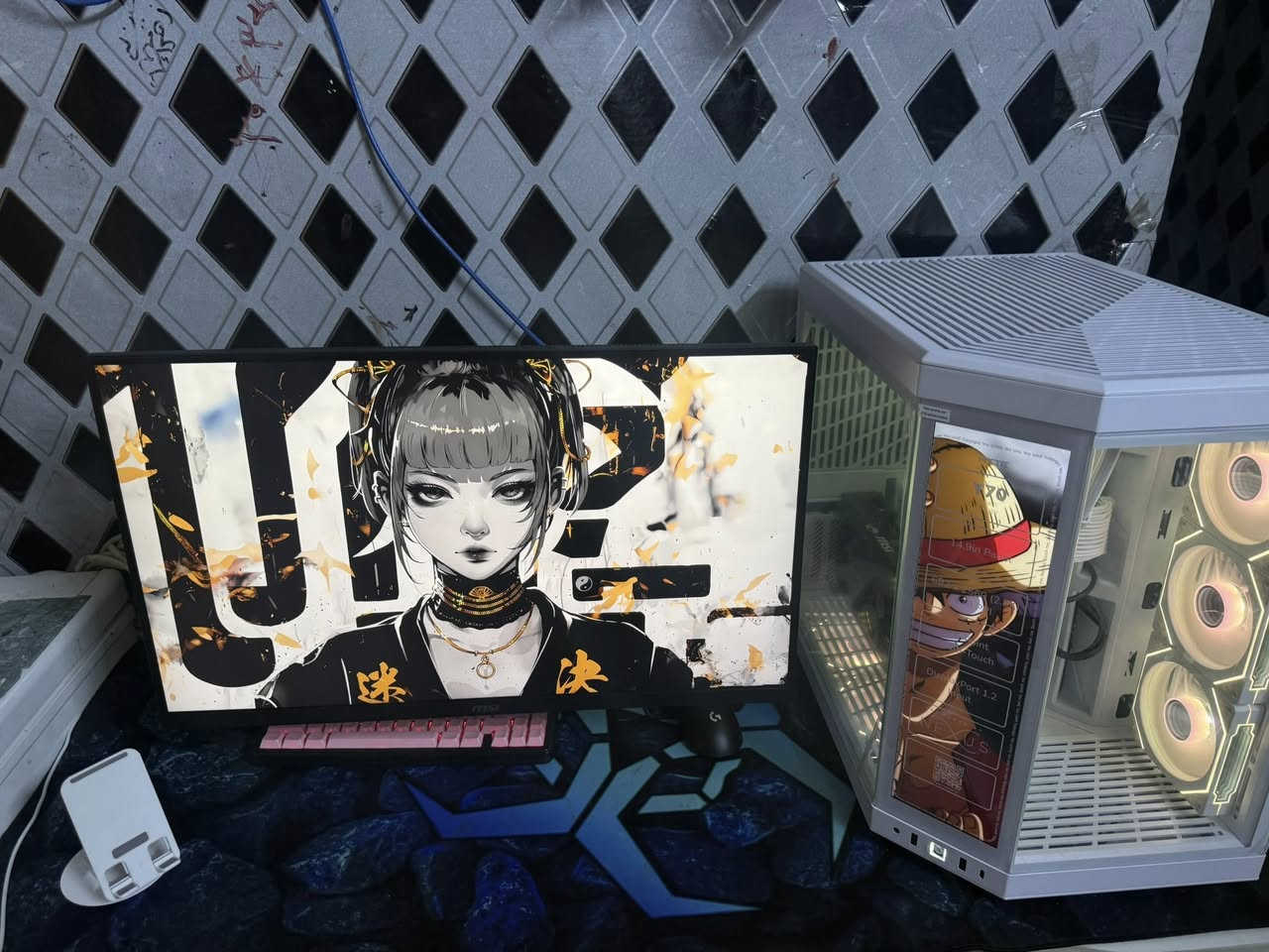 :PC Specifications
GPU: MSI GeForce RTX 5070 Gaming Trio OC CPU:
AMD Ryzen 7 9800X3D (Box Version)
RAM: 32GB (2x16GB) DDR5 6000MHz CL28
Motherboard: Gigabyte B850M AORUS Elite
WiFi 6E Ice
CPU Cooler: Thermalright 360mm AlO Liquid
Cooler (with display)
Storage: 2TB M.2 NVMe SSD (Lexar)
Power Supply: Thermalright 850W 80+ Gold
Case: HYTE Y70 Touch Infinite with 2K
Touchscreen
:Gaming Accessories Included
سعر الكيس فقط 4500000 اربع ملاين ونص كيس فقط وبعد وياه هواي اغراض الباقي منفرد ابيعهن
***********
