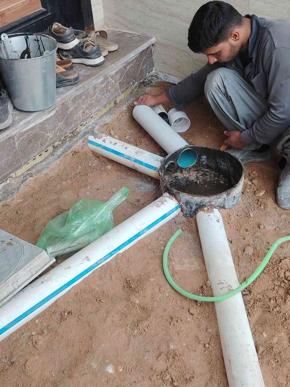 سلام عليكم كادر  #نشتغل #كبالات شعدك #تصعيد شتايكر جص رمل تراب طابوك شعدك تفليش قلع صب تنضيف# تدخيل سبيس كلشي نشتغل  ***********
